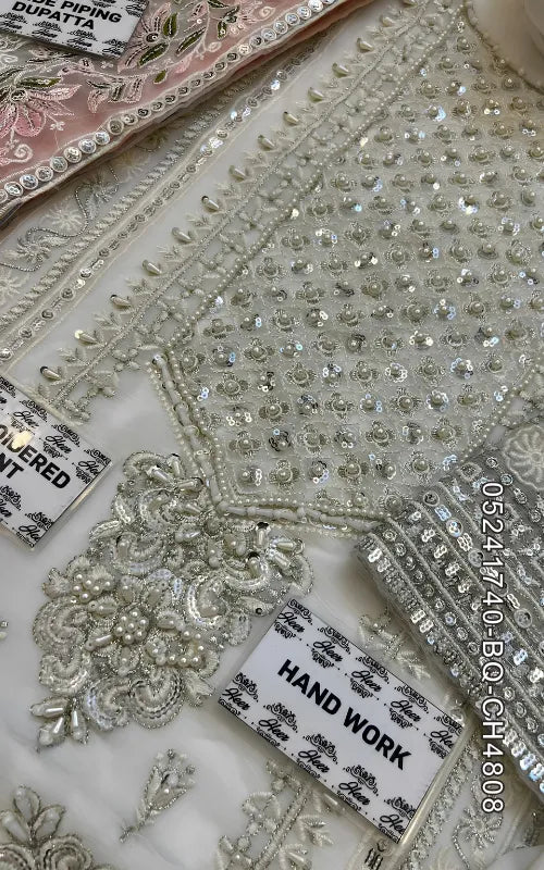 BAROQUE ⏐ 05241740-BQ-CH4808